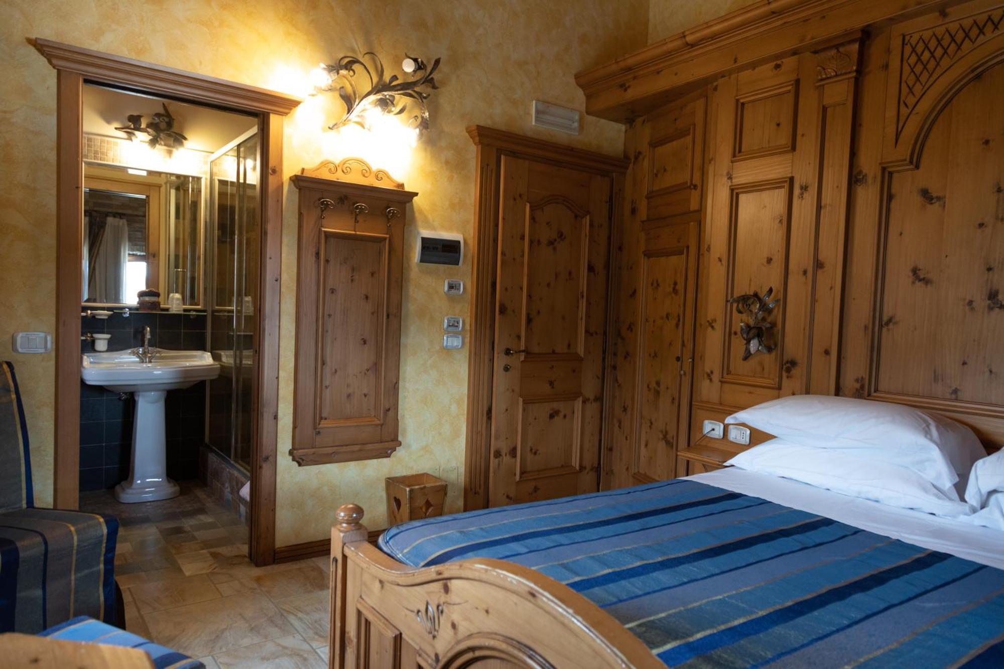 רוקרזו Hotel Le Ortensie מראה חיצוני תמונה